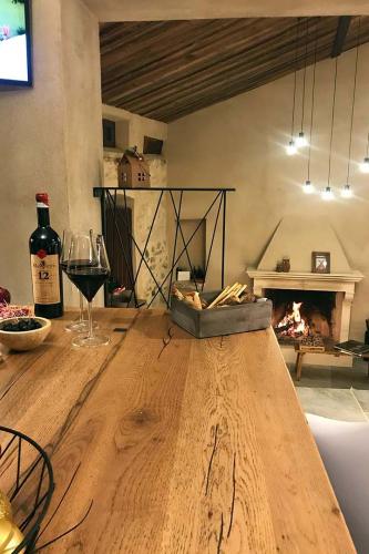 malu-exclusive-retreat-pescocostanzo-cucina-pranzo-5