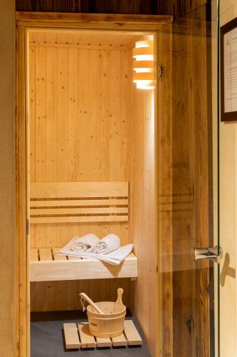 malu-exclusive-retreat-pescocostanzo-sauna-3